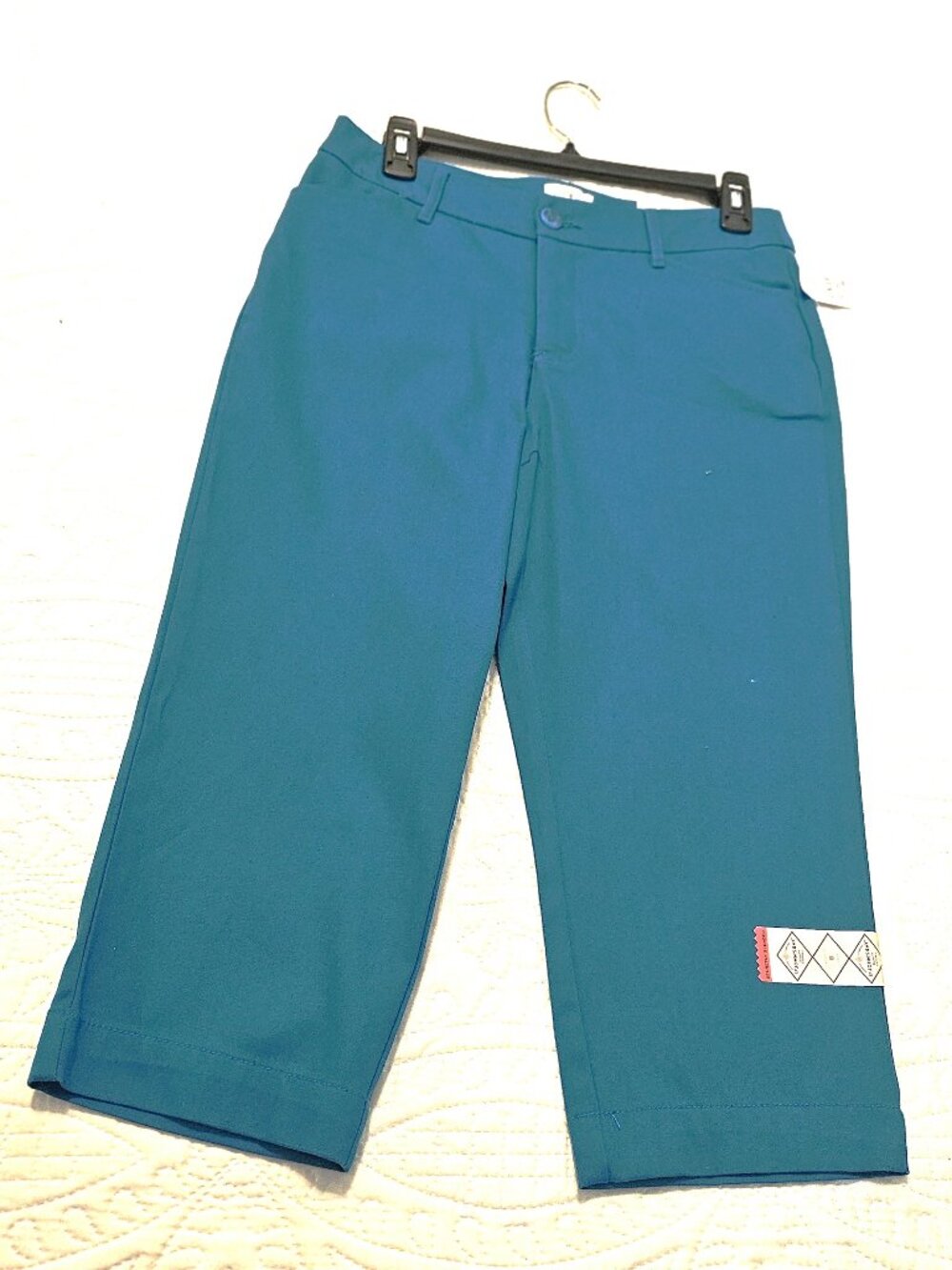 St. John’s Bay Capri, size 6, teal, NWT